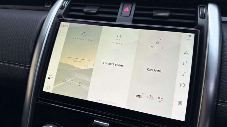 Land Rover Discovery 3.0 D300 R-Dynamic HSE 5dr Auto Diesel Station Wagon